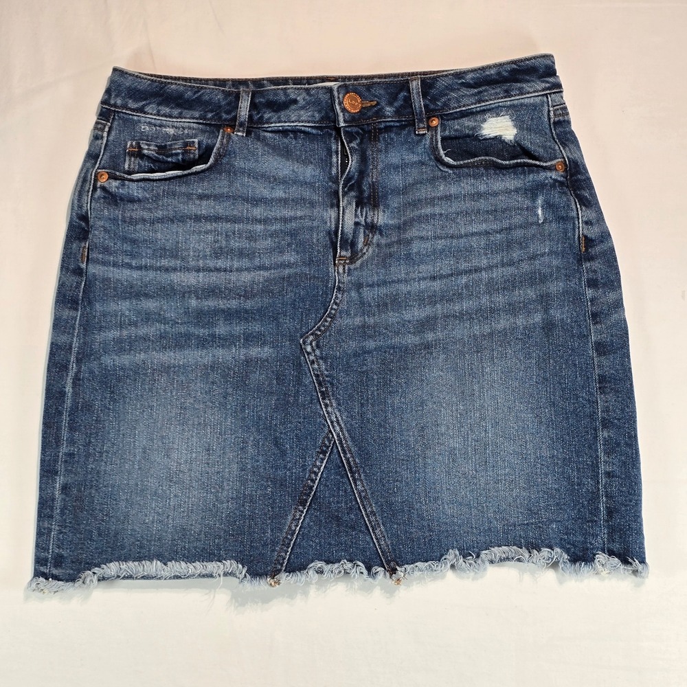 Loft Denim Mini Skirt Medium Wash Raw Hem Distressed 530641 Blue Size 8